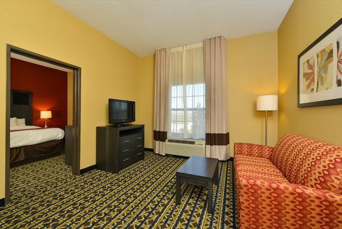 Comfort Suites Monroe Exterior photo